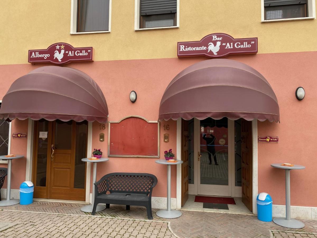 Albergo Ristorante Al Gallo Sanguinetto Exterior foto